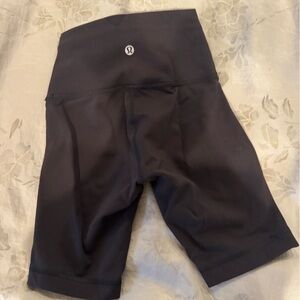 Women's Lululemon shorts